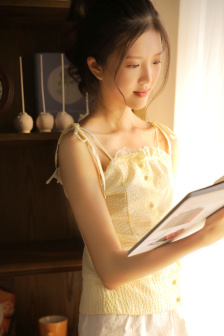 杨思敏裸全乳潘金莲
